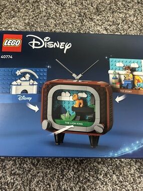 LEGO Set 40774 Lion King and Toy Story NIB Minor Damage
